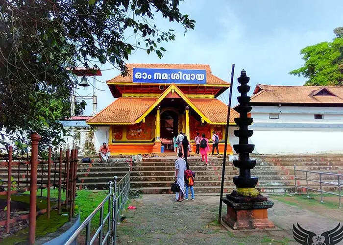 THIRUNAKKARA MAHADEVA TEMPLE, TEMPLE,  service in , 