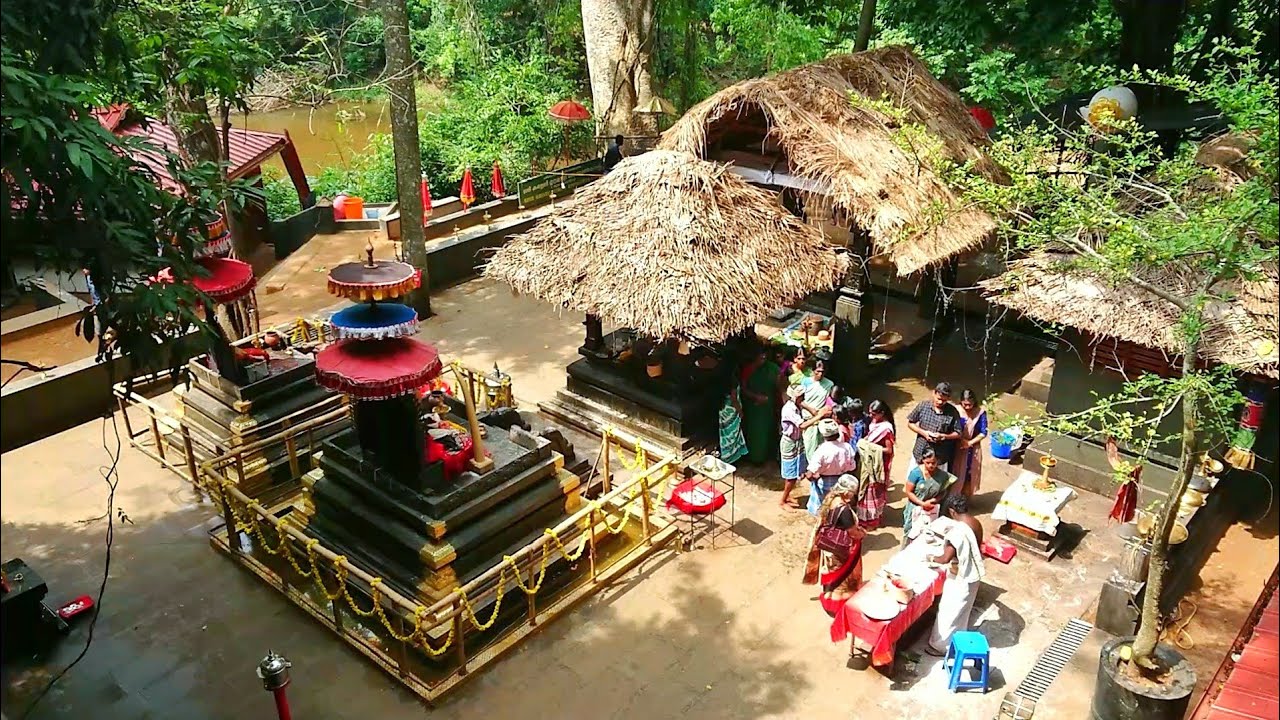 SREE KALLELI OORALI APPOOPAN KAV TEMPLE, TEMPLE,  service in , 