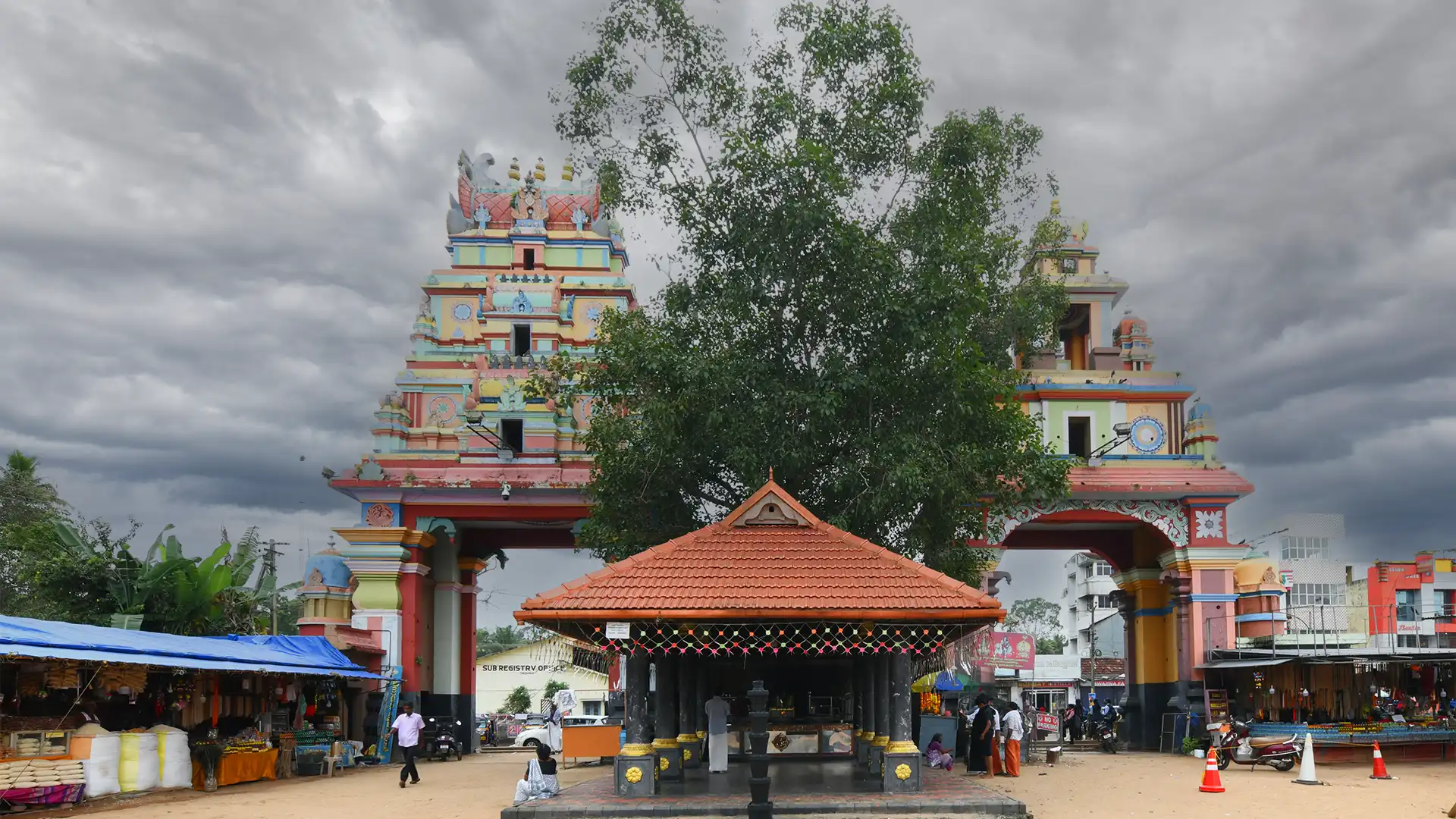 OCHIRA PARABRAHMA TEMPLE, TEMPLE,  service in , 