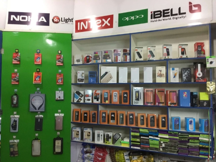 SKY  FONES, MOBILE SHOP,  service in Thirunakkara, Kottayam