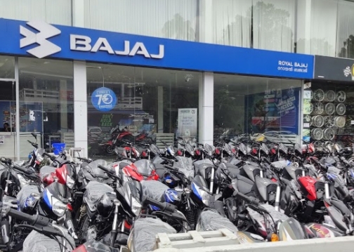 Royal Bajaj, BIKE SHOWROOM,  service in Nattakom, Kottayam