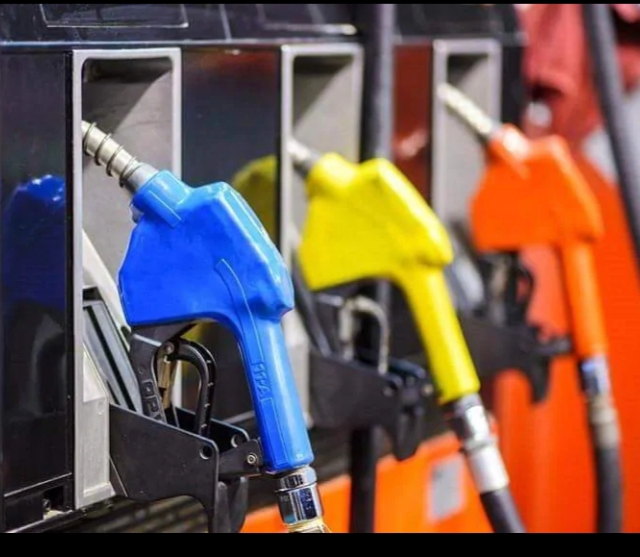 Mahadeva  Fuels, PETROL PUMP,  service in Ponkunnam, Kottayam