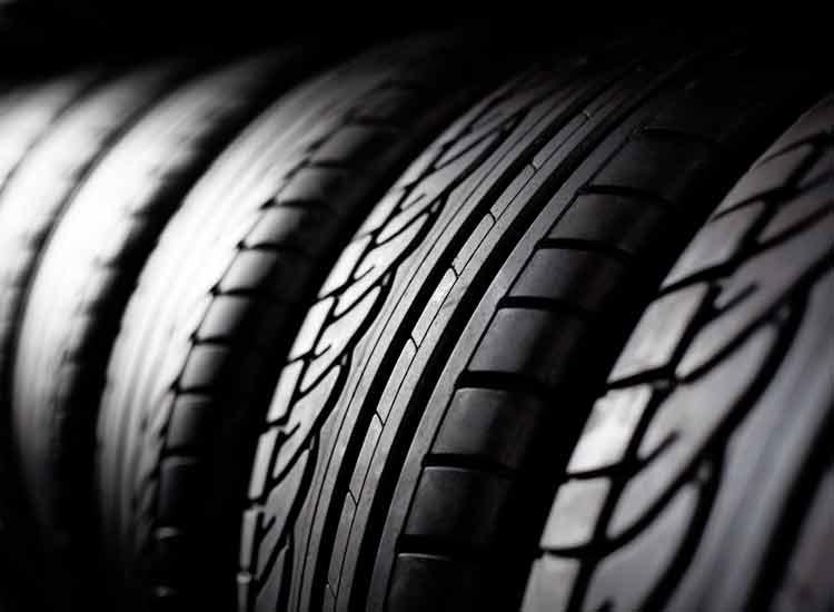 Madathil Tyre Works, TYRE & PUNCTURE SHOP,  service in Purakkad, Alappuzha