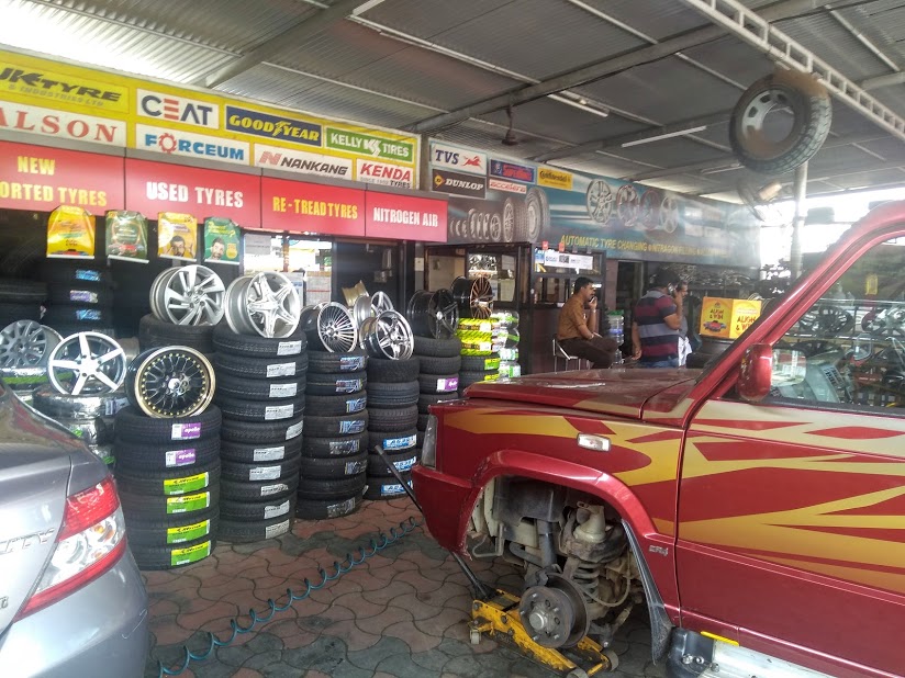 Parappally Tyres, TYRE & PUNCTURE SHOP,  service in Kottayam, Kottayam