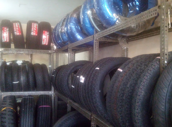 Jacob Tyres, TYRE & PUNCTURE SHOP,  service in Kottayam, Kottayam