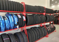 Globe Tyres, TYRE & PUNCTURE SHOP,  service in Ettumanoor, Kottayam