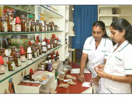 Dr Sree Kumar, HOMEOPATHY DOCTORS,  service in Kumaranalloor, Kottayam