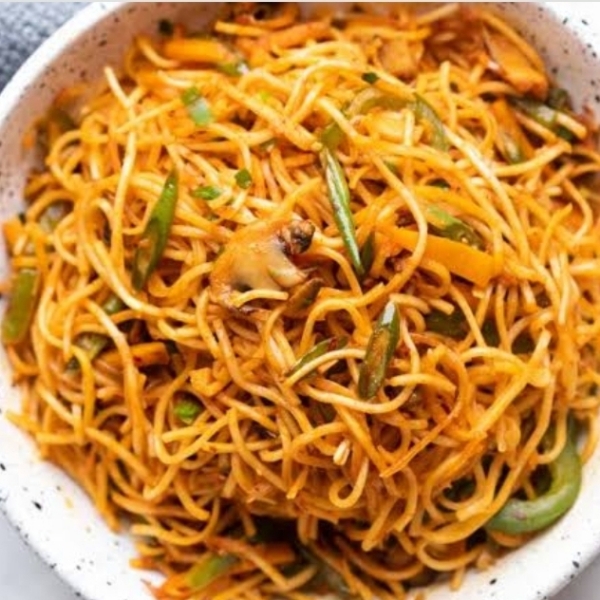 Chilly Garlic Noodles  205
