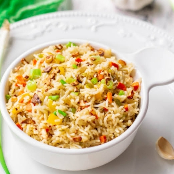 Burnt Garlic Fried Rice  190