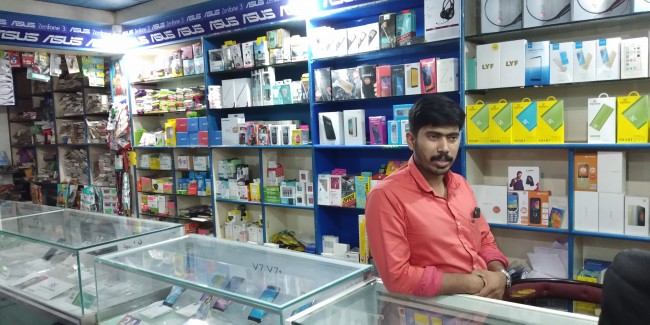 CELL PALACE, MOBILE SHOP,  service in Sulthan Bathery, Wayanad