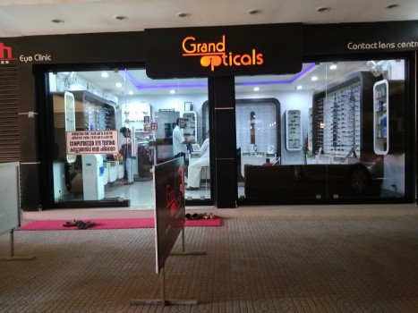 GRAND OPTICALS, EYE HOSPITAL,  service in Kanjangad, Kasaragod